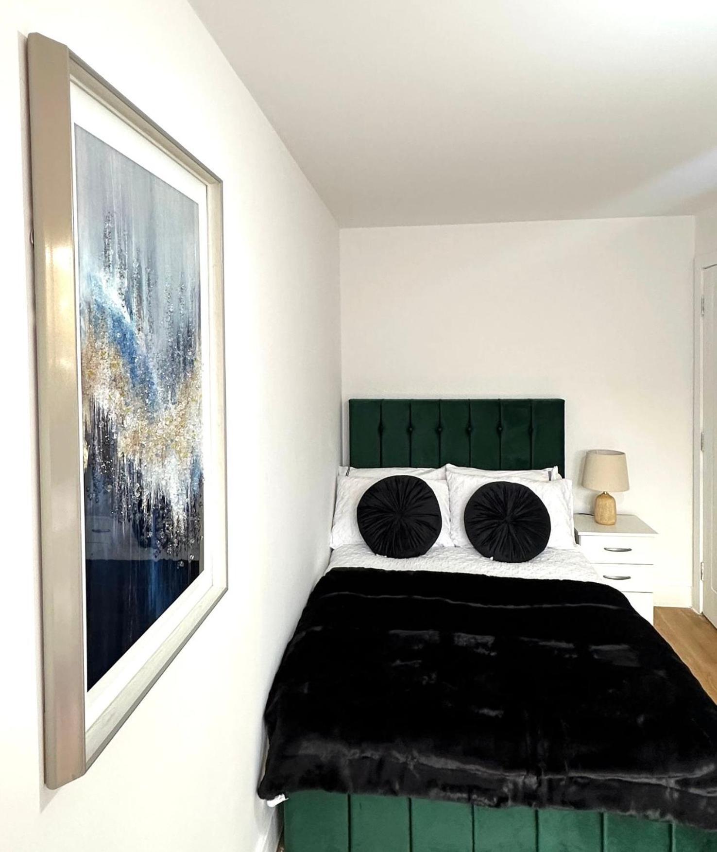 Stunning 2bedroom Flat With 2 Balcony In Whitechapel - 5mins To Aldgate Station London